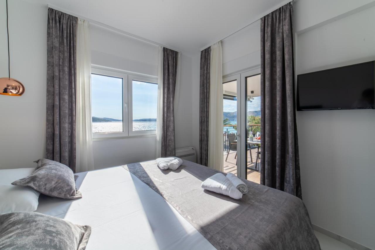 Okrug Beach apartman 2  Trogir Bagian luar foto